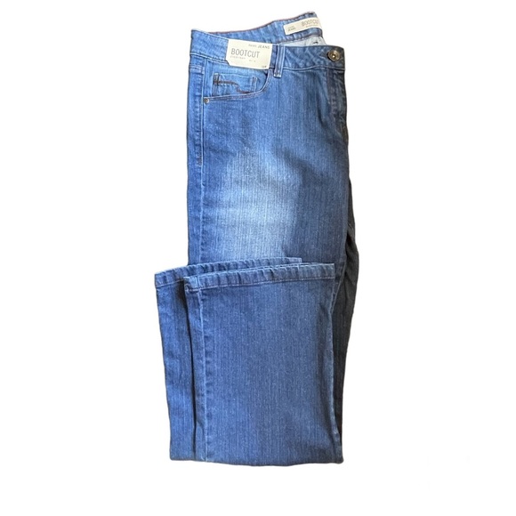 Next Mid-Rise Bootcut Jeans - 16R - NWT - Picture 1 of 9